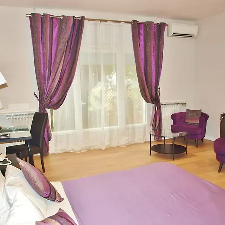 La Flanerie Hotel 3*
